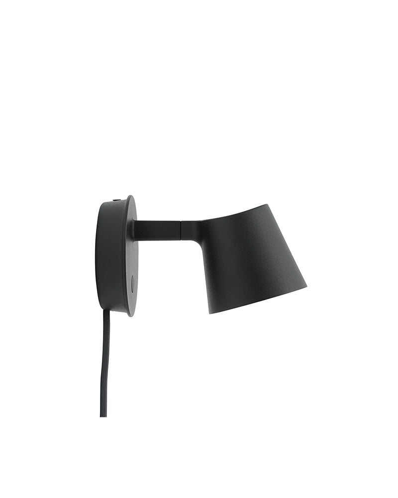 Tip - Schwarze Wandleuchte