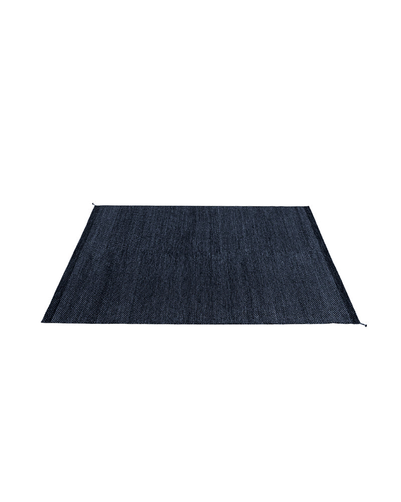 Ply - Dunkelblauer Teppichboden